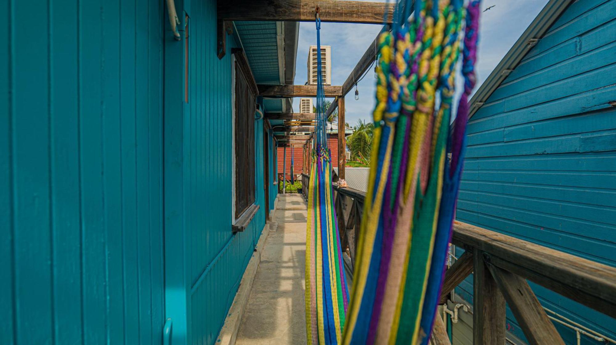 Drift Inn San Pedro San Pedro  Bagian luar foto